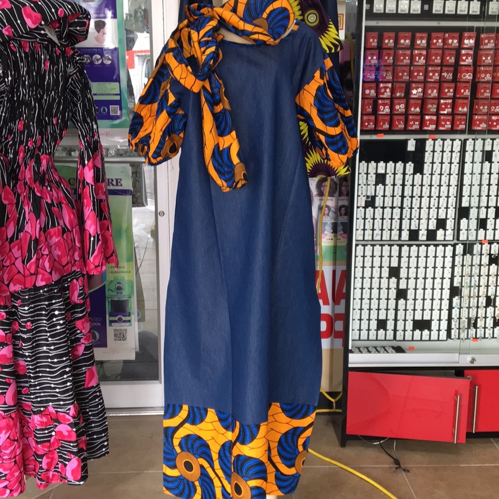 African dress with scarf. (One size fits all)